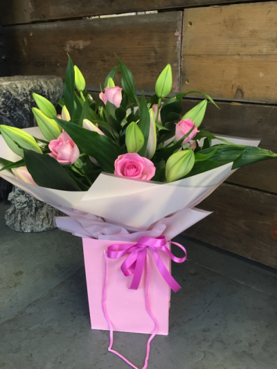 Lily Rose - A fresh and elegant gift bag bouquet in soft pastel tone Roses and Lillies, perfect for celebrating life's precious moments.
