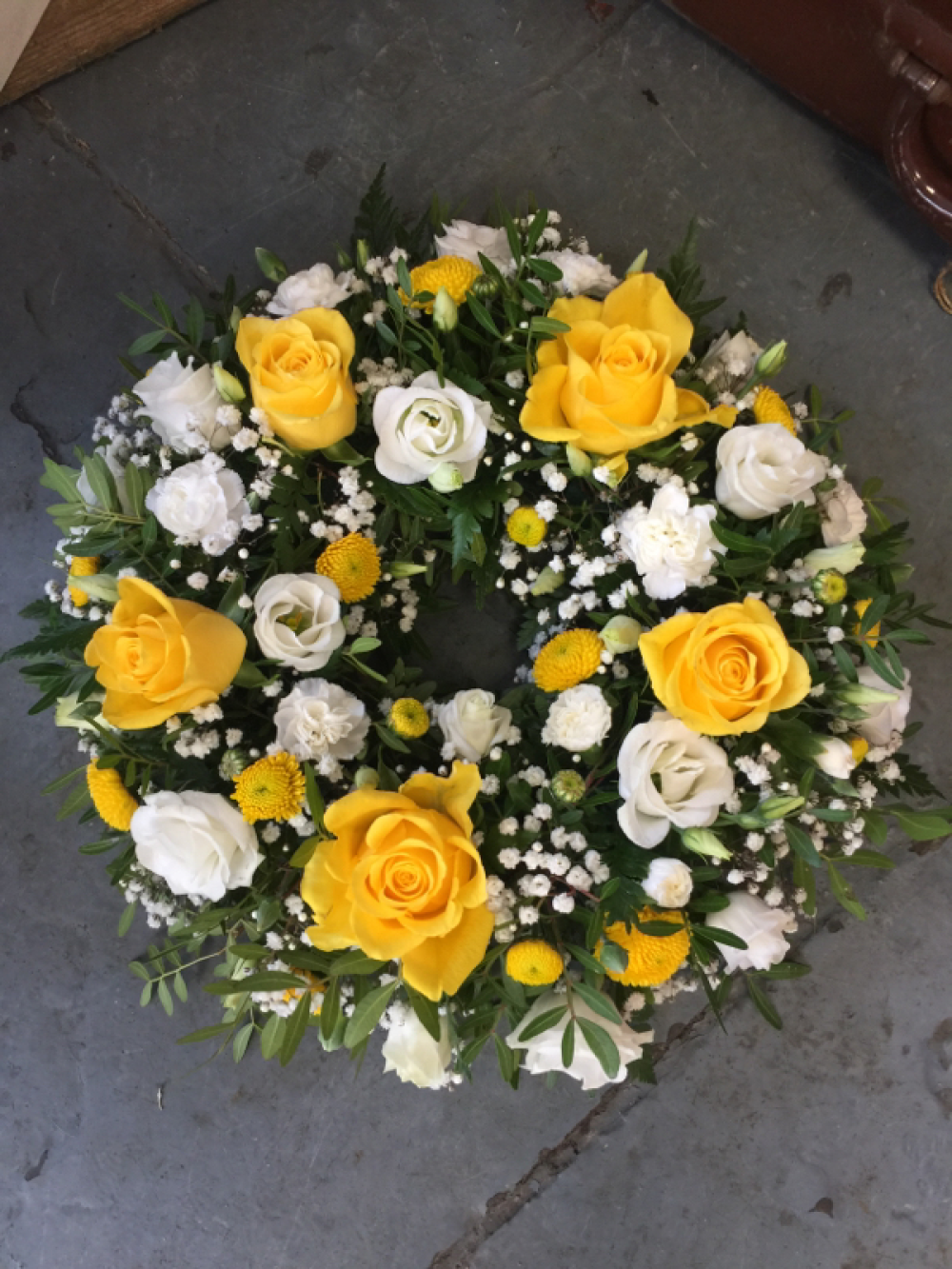 Golden Wreath Product Image